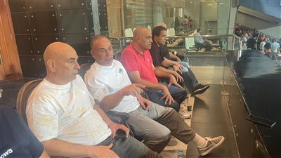 جهاز منتخب مصر بقيادة التوأم في مباراة الأهلي وفاركو