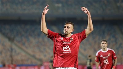 الأحمر فتح على الرابع.. جراديشار يسجل الهدف الرابع  للأهلي في شباك فاركو