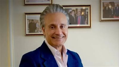 يرتدي ساعة بمليون دولار خلال زفاف نجله، من هو الملياردير علي الدكروري؟ (فيديو)