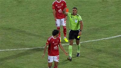 «أنا عرباوي ومتعصبنيش».. كواليس تهديد محمد معروف للاعب الأهلي قبل طرده