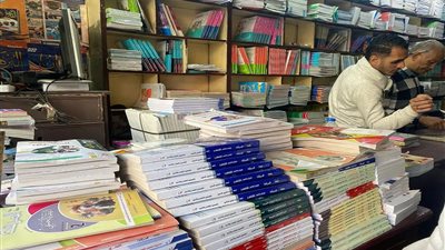 هل الكتب الخارجية نزلت 2026؟ قرارات عاجلة بشأن العام الدراسي الجديد