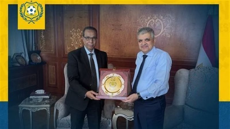 الفريق أسامة ربيع