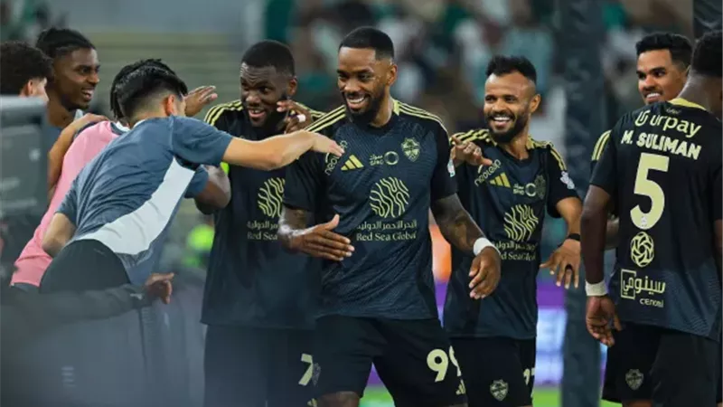 الأهلي والقادسية
