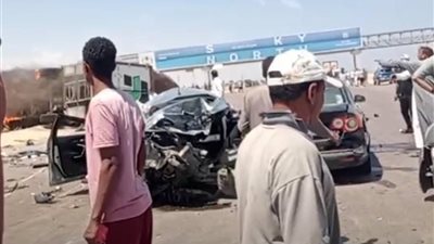 الصحة: 18 مصابًا وحالتي وفاة في حادث طريق مطروح