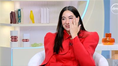 فدوى عابد تبكي على الهواء بسبب المخرجة هبه يسري (فيديو)