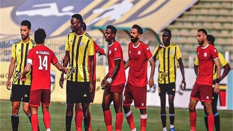 بث مباشر المقاولون