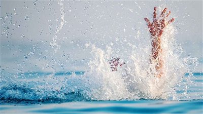 بلعه النيل، غرق شاب بمنطقة إمبابة بعدما اختل توازنه