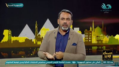 يوسف الحسيني يهاجم الرئيس مبارك: لا حنين لعصر المعاناة (فيديو)