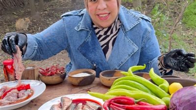 سر طرد مدرسة بالخصوص لأبناء أم مكة، والبلوجر ترد