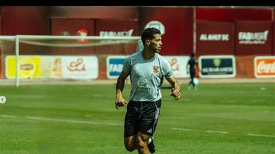 بعد عودته لتدريبات الأهلي، هل يشارك إمام عاشور أمام بيراميدز في الدوري؟