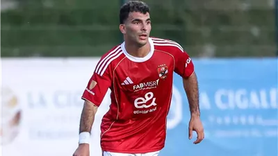 الأهلي يكشف تفاصيل إصابة زيزو.. هل يلحق بمباراة القمة؟