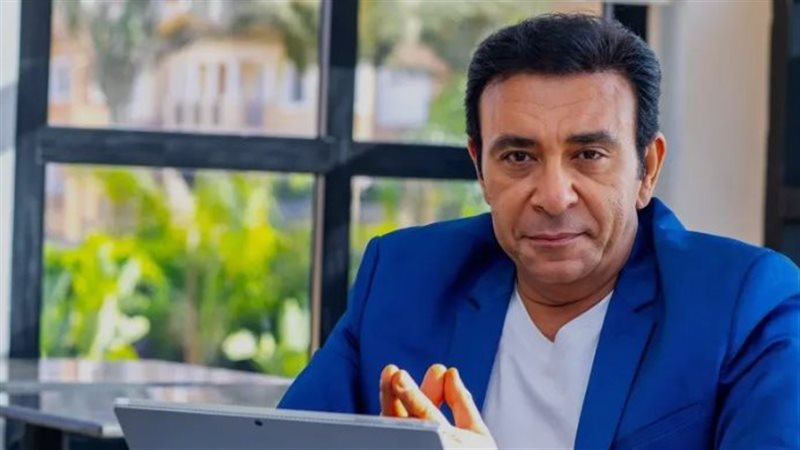 عاطف كامل