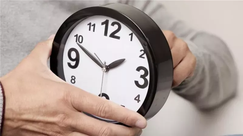 موعد تطبيق التوقيت