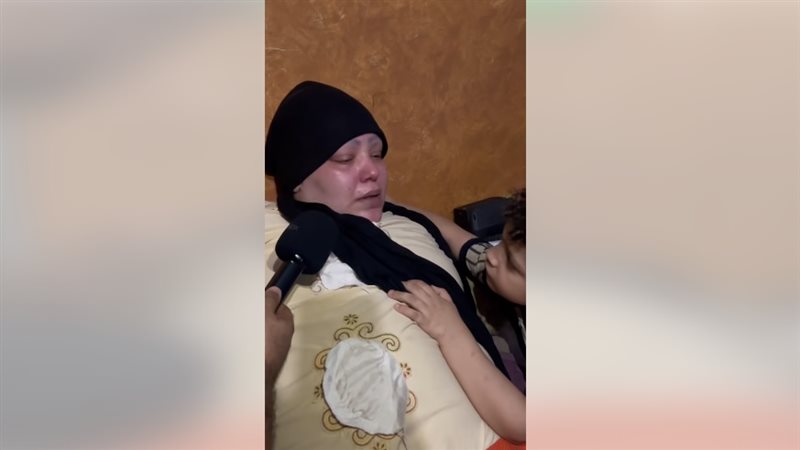 سيدة مريضة السرطان