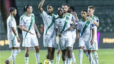 موعد مباراة الأهلي ونيوم في الدوري السعودي 2025-2026 والقنوات الناقلة