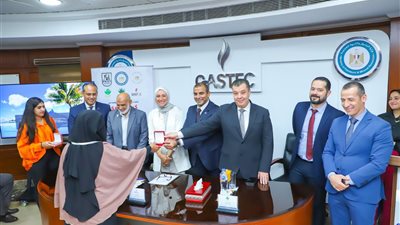 بمشاركة غازتك وكارجاس، إعادة إعمار 23 منزلًا وتوفير مشروعات صغيرة للأسر الأولى بالرعاية