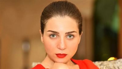 مي عز الدين: محمد سعد دايما بيتريق عليا (فيديو)