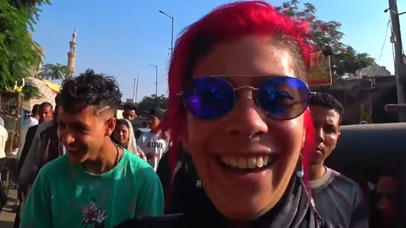السائحة الأجنبية