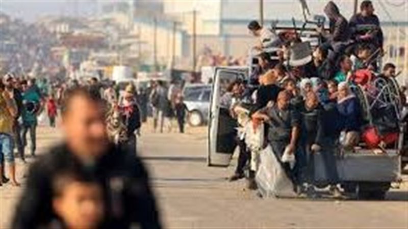 مغادرة 10 آلاف فلسطيني،