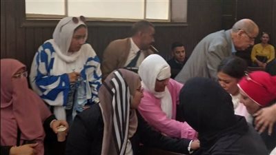 بيهددوا بنتي بفيديوهات، والد نزال يرفض محاولات الصلح مقابل 100 ألف جنيه