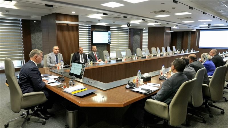 وزير البترول