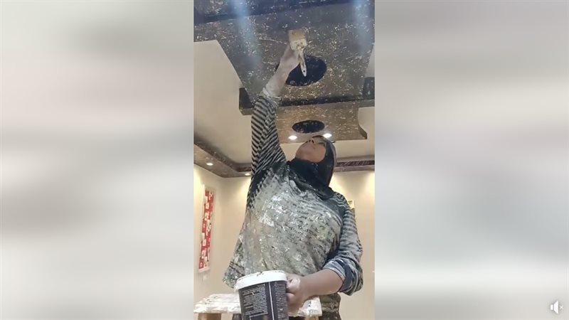 أم آلاء النقاشة