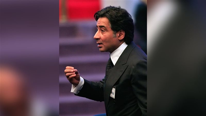 أحمد عز يتقدم بأوراق