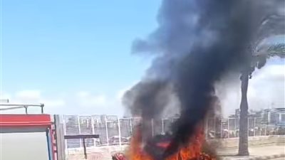 اشتعال سيارة ملاكي على كورنيش الإسكندرية دون إصابات