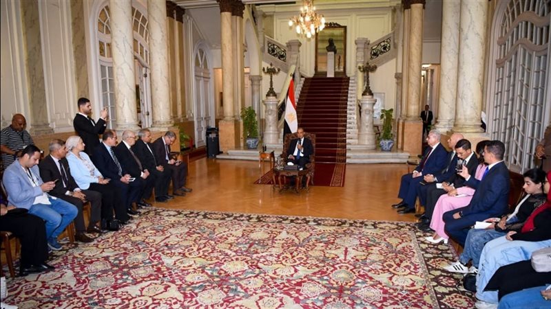 الدكتور بدر عبد العاطي،