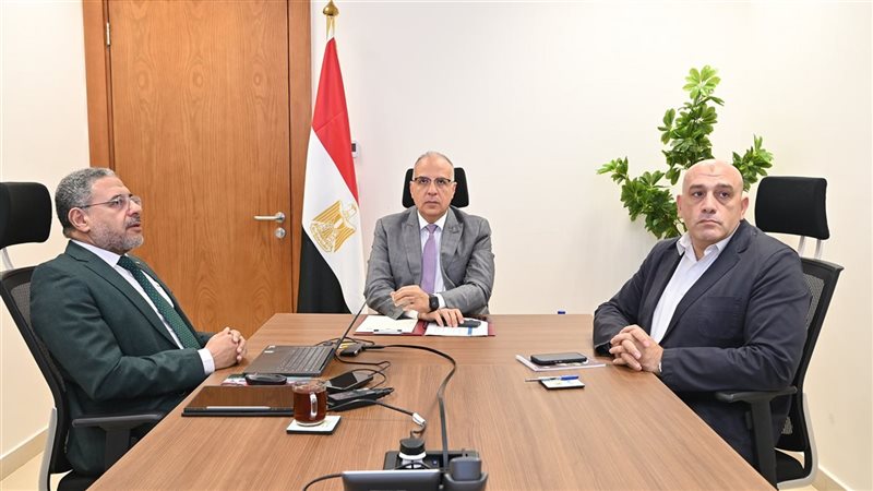 وزير الري