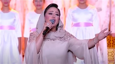 ريهام عبدالحكيم تحتفل بالمليون الأول لـ 