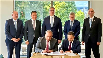 توقيع اتفاقية لحفر 5 آبار جديدة للغاز بالبحر المتوسط بعمق بين 300 و1500 متر