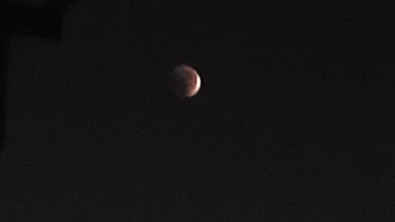 خسوف القمر اليوم