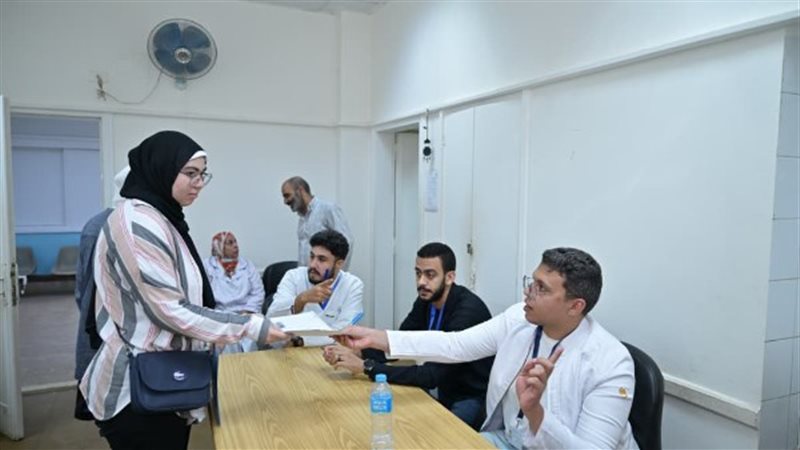 جامعة القاهرة تبدأ
