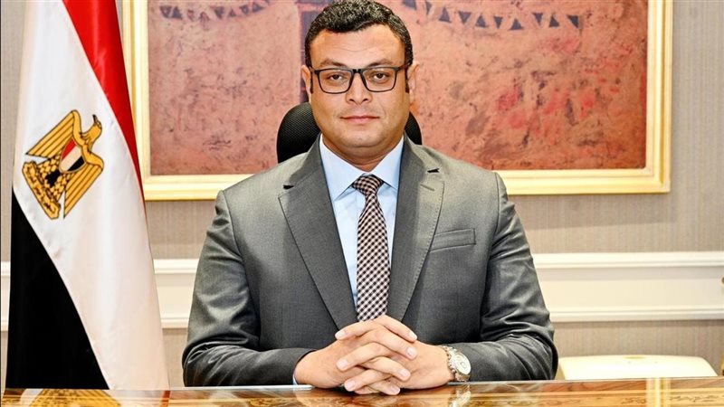 وزير الإسكان يتابع