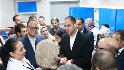 نائب وزير الصحة يتفقد المعهد الفني الصحي بمحافظة أسيوط (صور)