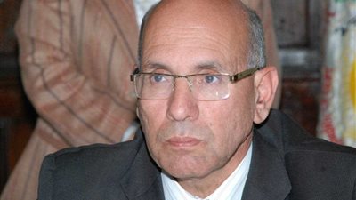 بتهمة الرشوة، من هو صلاح هلال وزير الزراعة الأسبق المفرج عنه اليوم ؟