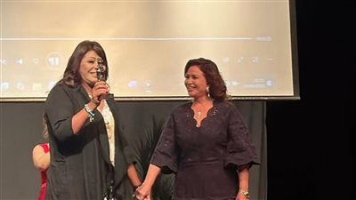 أصحاب وعشرة عمر، إلهام شاهين تبارك لهالة صدقي  (صور)