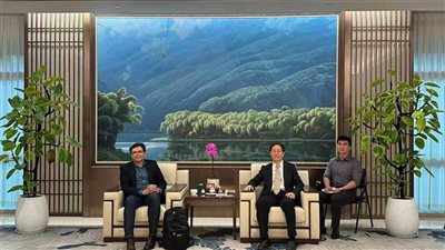 ضيف شرف، وزير الثقافة يصل إلى الصين للمشاركة في احتفالية (Golden Panda)