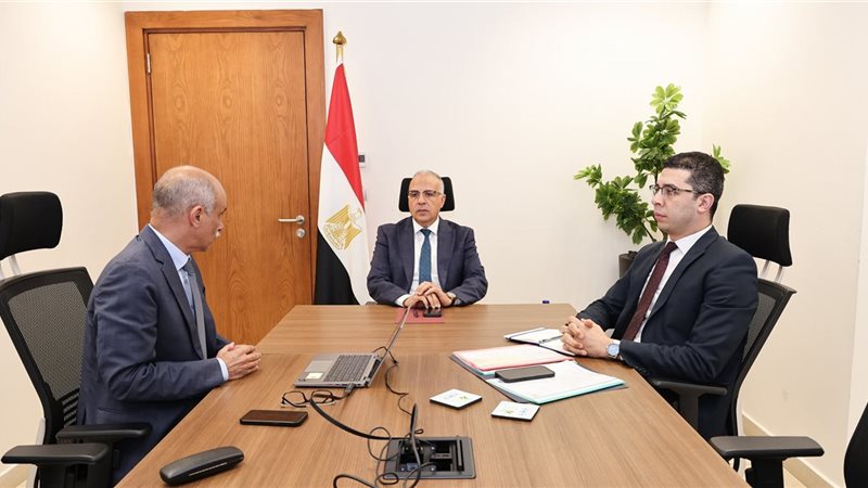 وزير الري