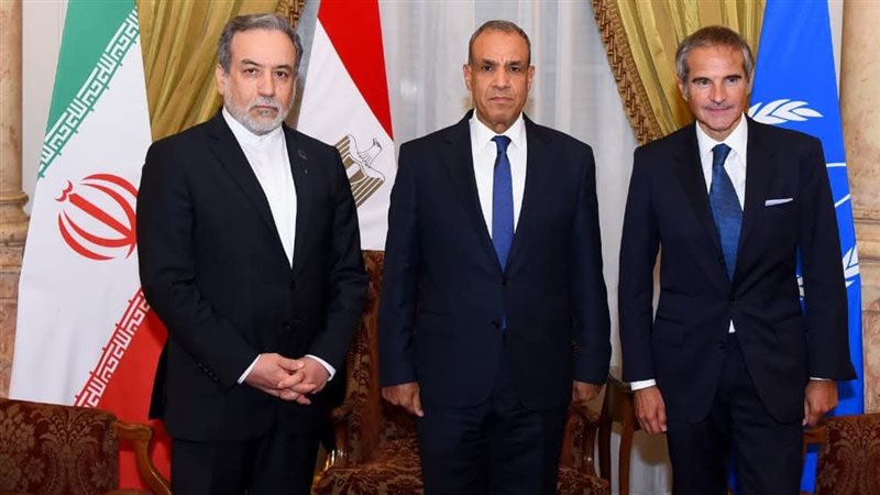 لقاء القاهرة بين