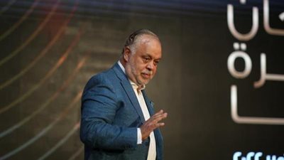 32 عرضًا مسرحيًا، أشرف زكي يعلن عن قائمة عروض مهرجان نقابة المهن التمثيلية