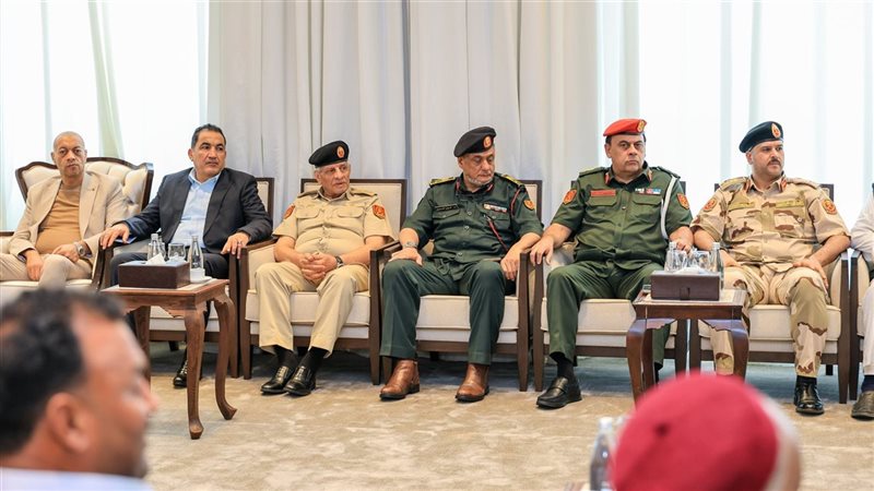 لقاء تاريخي في بنغازي