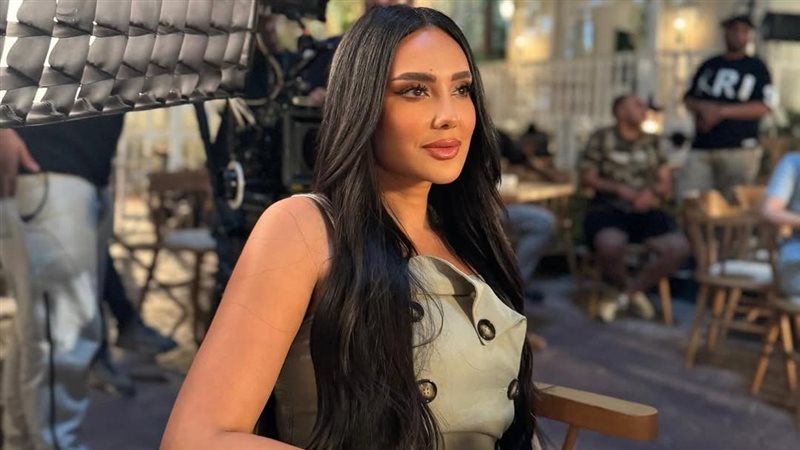 مي القاضي تروج لمسلسل