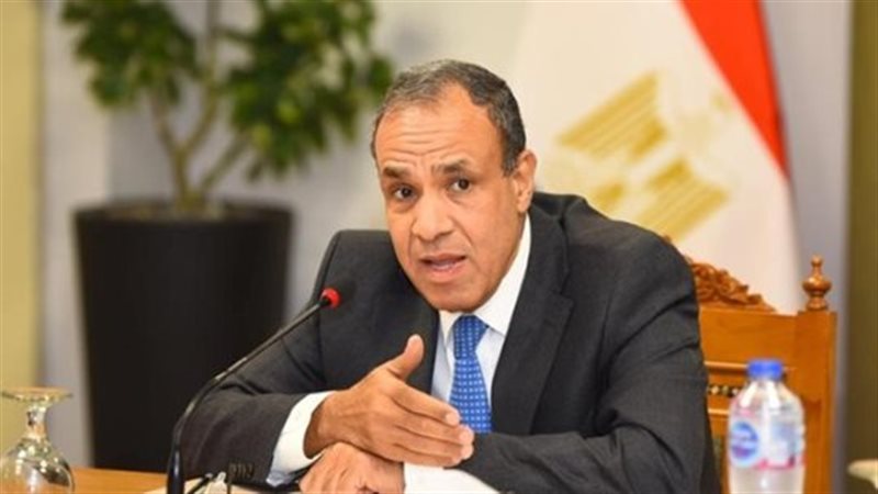 وزير الخارجية يتوجه