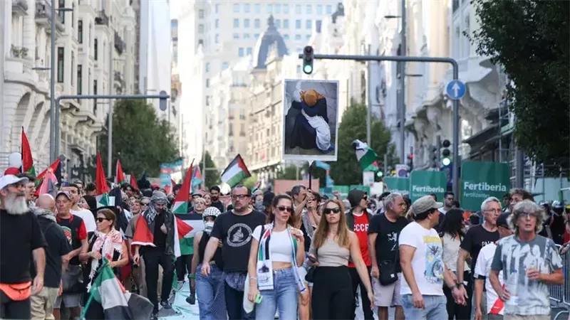 الايام المصرية