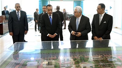 رئيس الوزراء يشارك في فعاليات إطلاق وتدشين الأكاديمية الدولية للعمارة والعمران