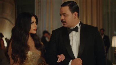 كتب كتابهم النهارده، مصطفى غريب يعلن زواجه من هيفاء وهبي (شاهد)