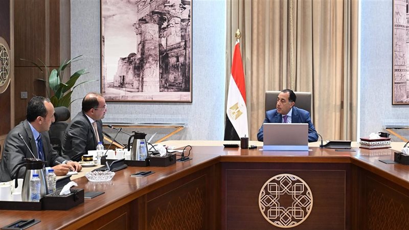 رئيس الوزراء ووزير