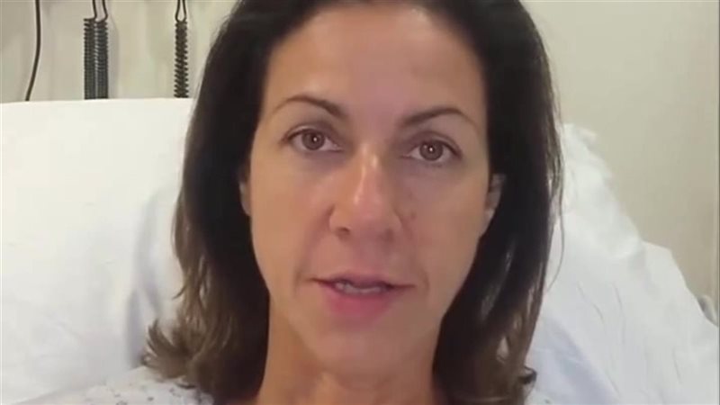 شاهد القبض على مذيعة
